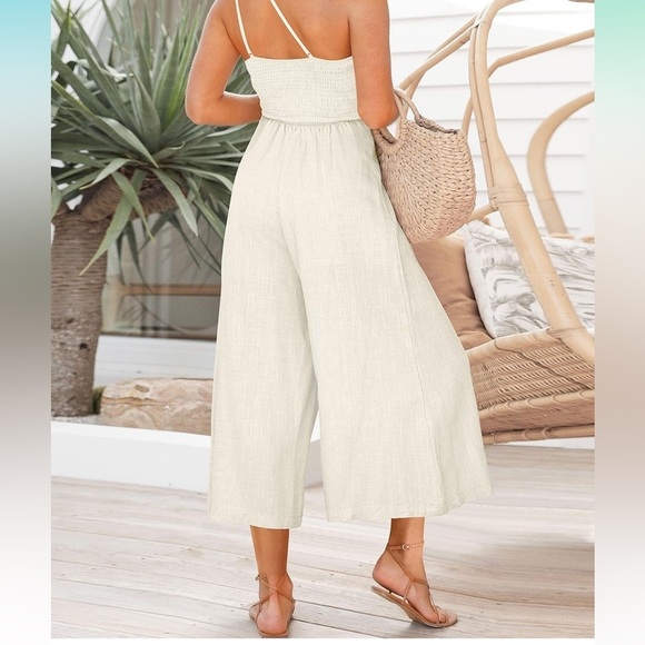 Asymmetrical women’s jumpsuit. White. Worn twice. Size Large - Picture 2 of 8